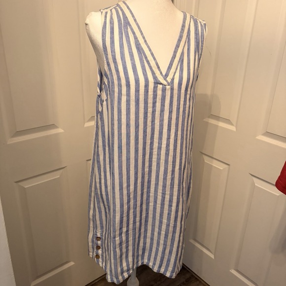 Nicole Miller Dresses & Skirts - Nicole Miller 100% Linen V-Neck Dress Blue White Striped Popover Nautical Resort